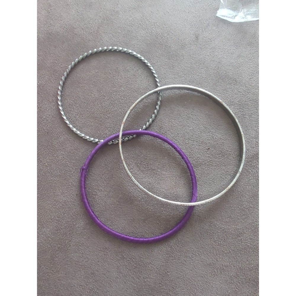 Set Of 3 Bracelets With Silver Tones And Purple Tones